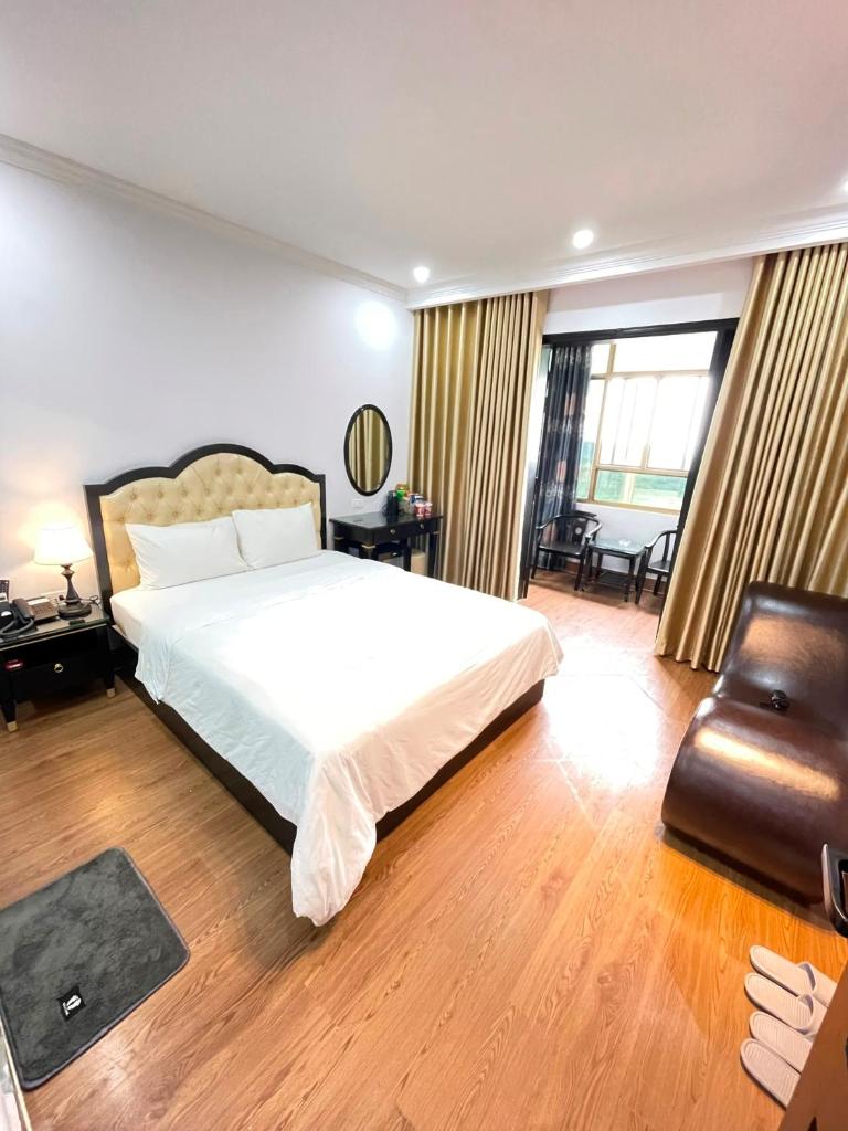 Nhat Tan Hotel