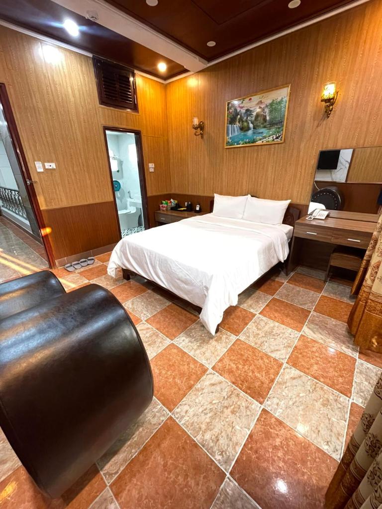 Nhat Tan Hotel