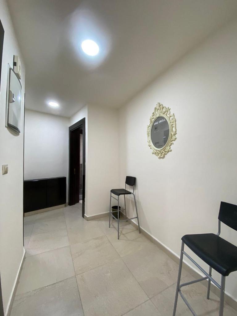 2 bedroom apartment in abdoun photo 3