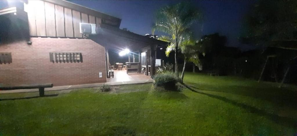 Cabaña Lugano en Puerto Valle photo 2