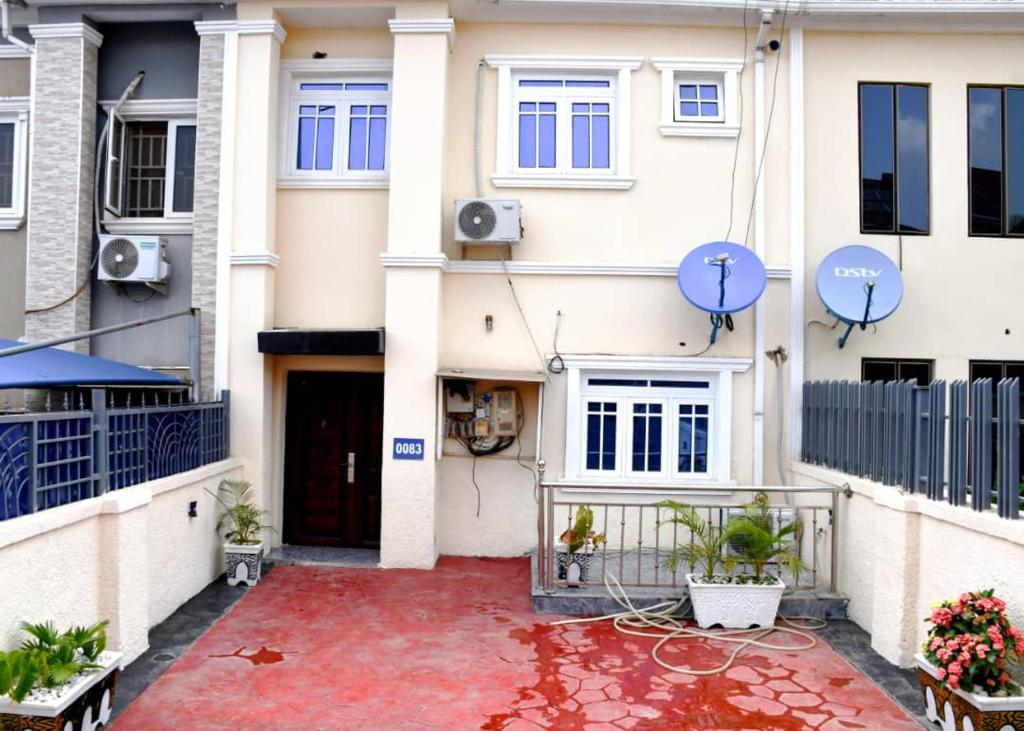 FANZMA ApArtment