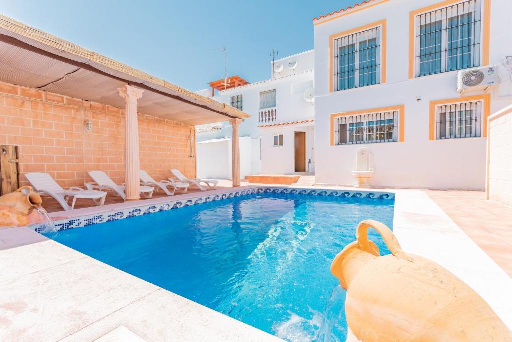 Cubo's Villa Paraiso