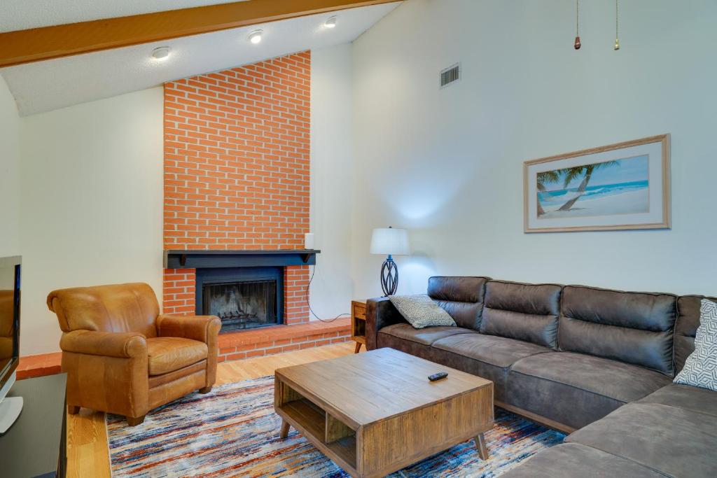 Fort Myers Home, Lanai and Private, Heated Pool photo 2