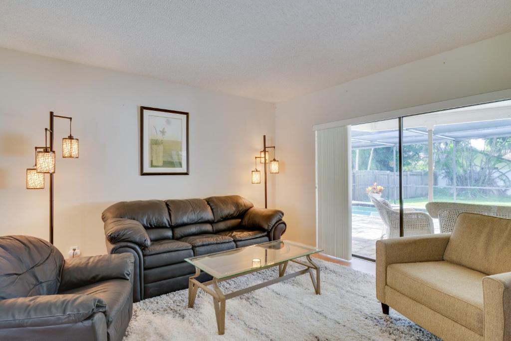 Fort Myers Home, Lanai and Private, Heated Pool photo 4