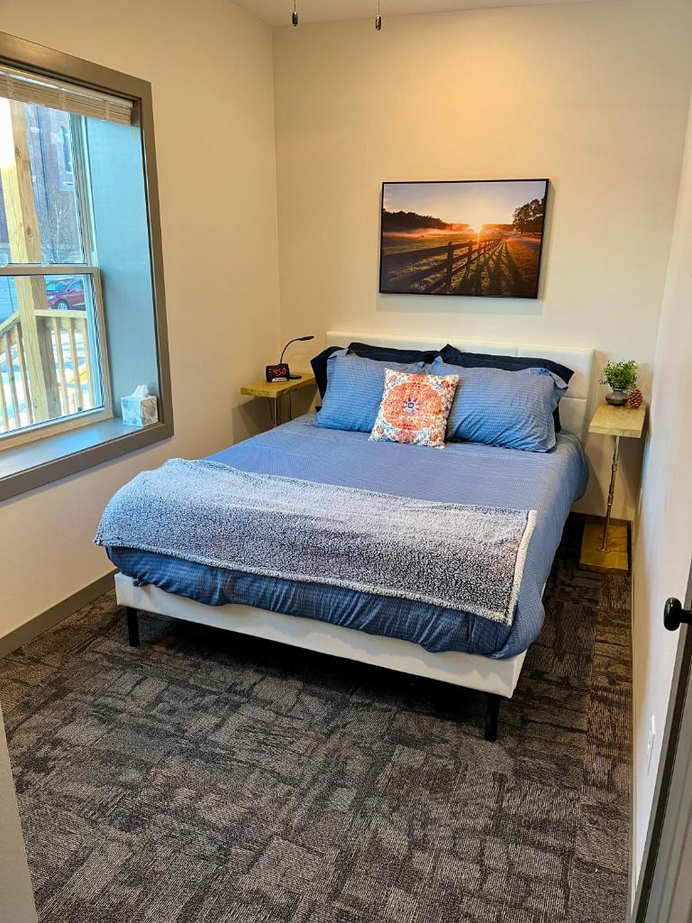 Downtown 2BR Apartment photo 1