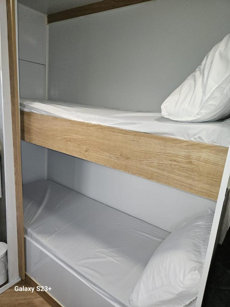 יהליס קראונים נגררים השכרת קראוונים photo 3