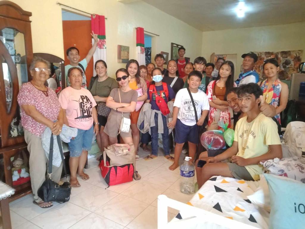 15pax-U1-Rose&Fer Vigan Transient-Near Calle Crisologo photo 3
