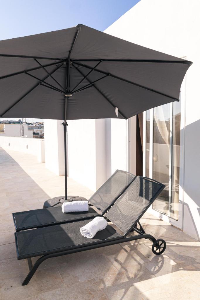 Bright Penthouse with large terrace photo 3