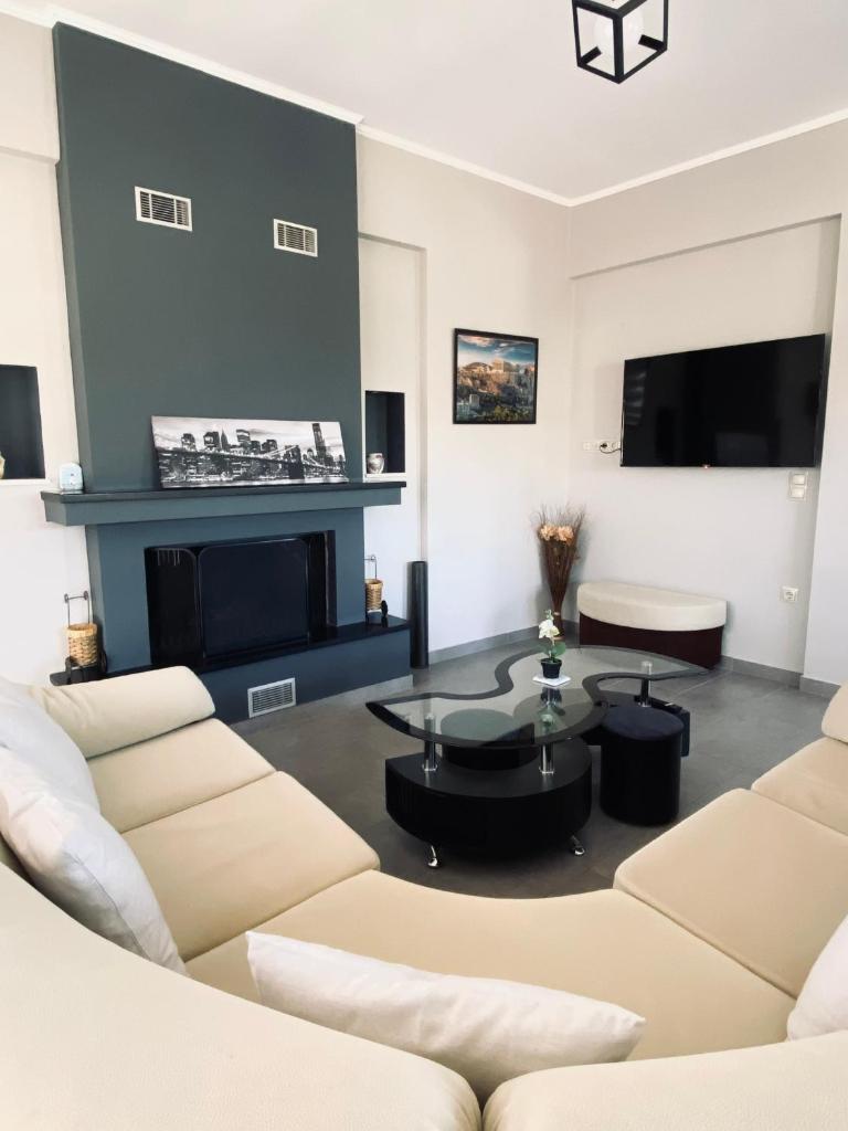 Keskos Luxury Villa photo 2