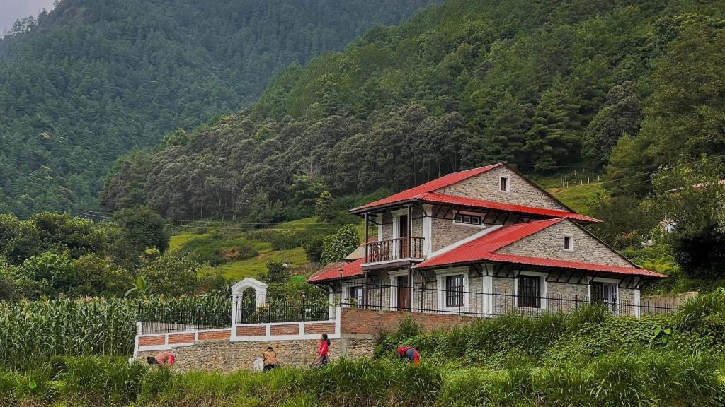 Chitlang Farmhouse