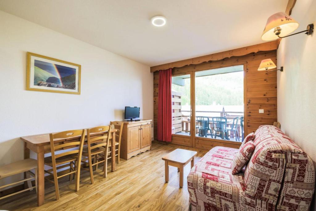 Résidence Le Hameau des Ecrins - maeva Home - Appartement 2 Pièces 6 Person 50 photo 2