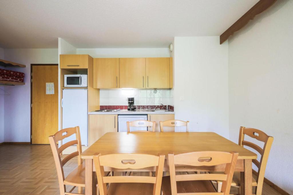 Résidence Les Gentianes - maeva Home - Appartement 3 Pièces 6 Personnes - C 38 photo 4