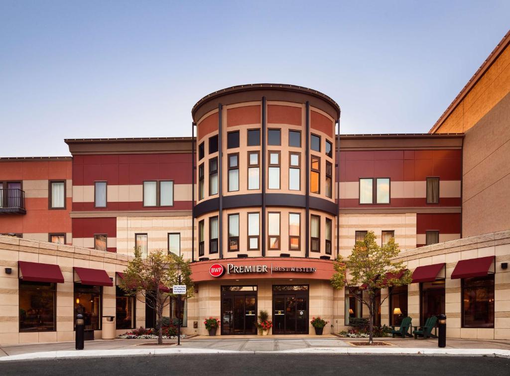 Best Western Premier Helena Great Northern Hotel image