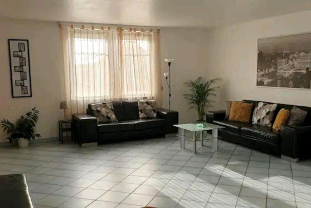 Spacious 100sq m apartment photo 4