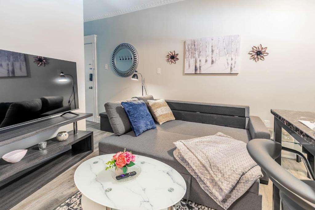 James St Apartment Unit - Sleeps 6 photo 1