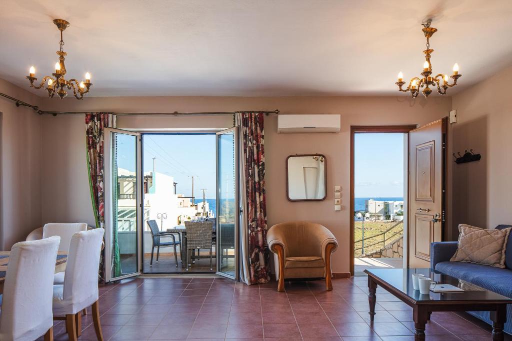 Villa Daphne Panormos - Tap to explore photos
