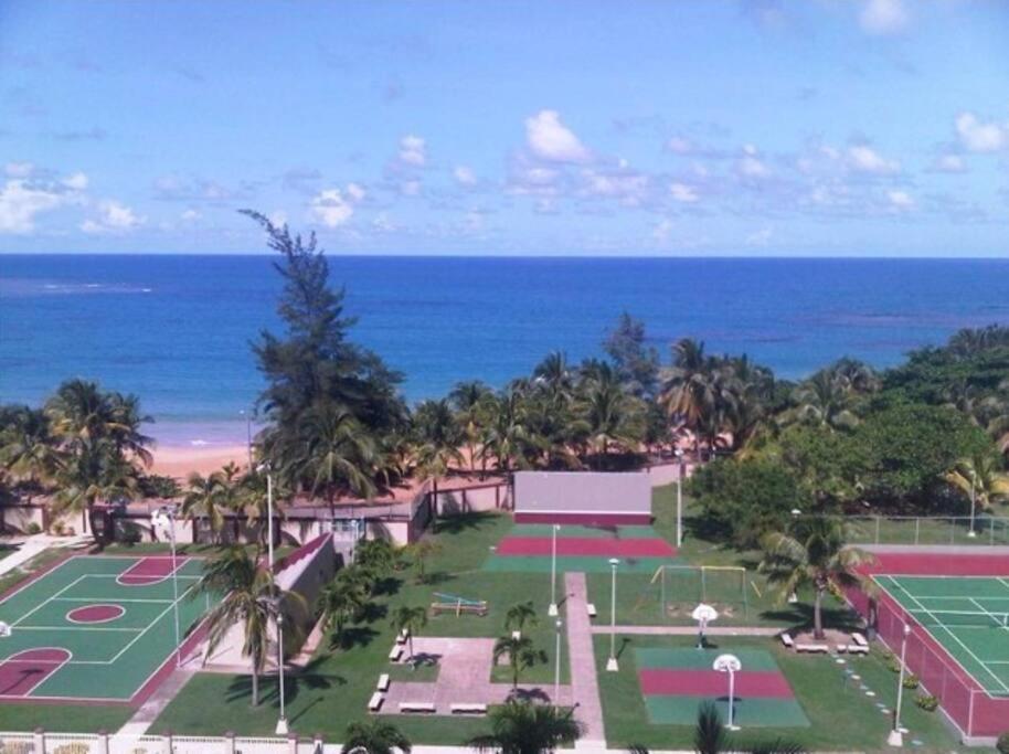 Enchanted Jewel 9 Beachfront Pool photo 4
