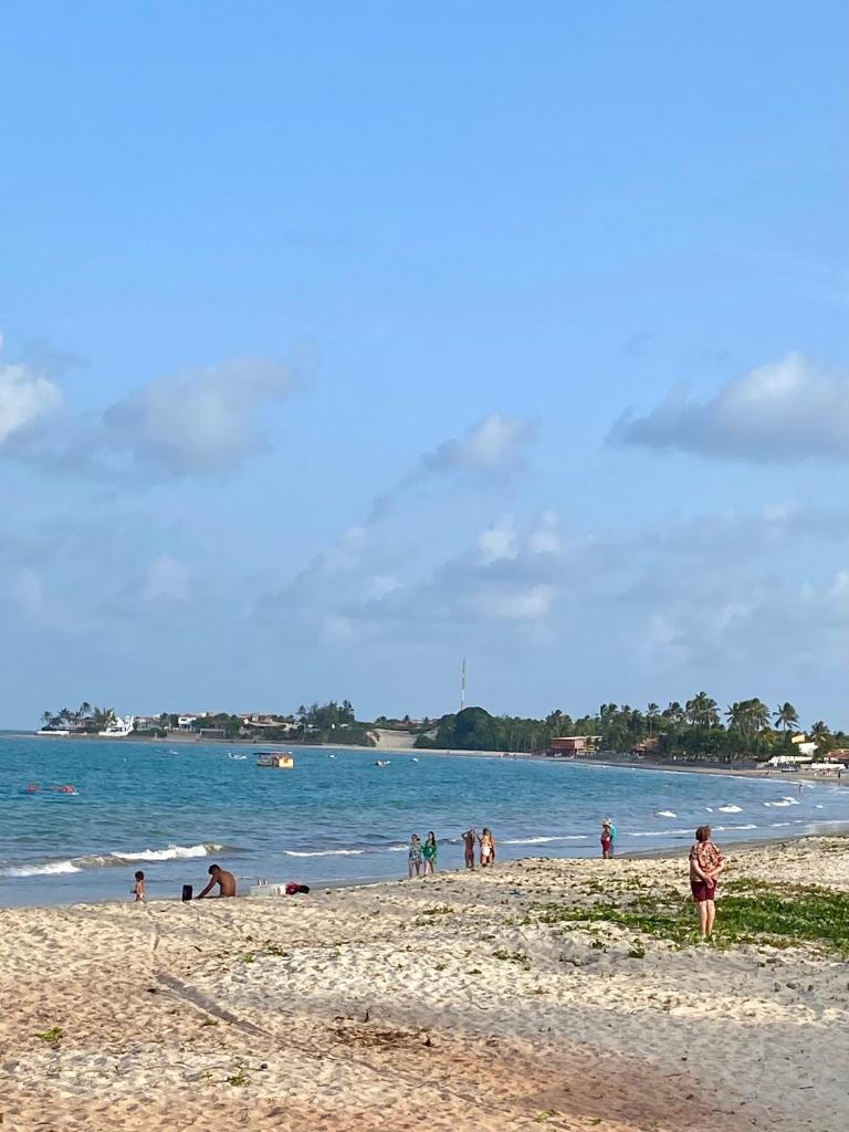 Bela vista com pé na areia