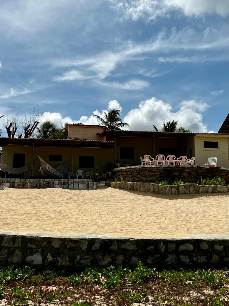 Bela vista com pé na areia photo 4
