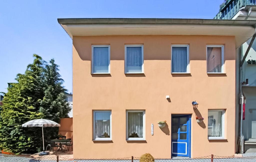 Lovely Home In Ribnitz-damgarten With Kitchen photo 2