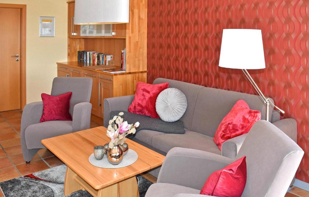 Cozy Home In Waren mritz With Kitchen photo 3