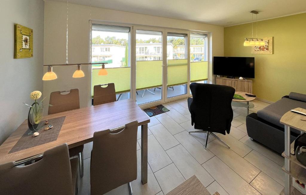 Beautiful Home In Graal-mritz ostseehe With Wifi photo 2