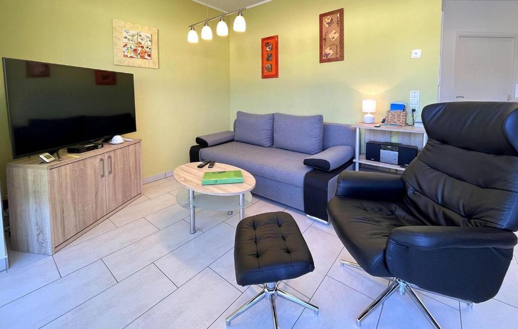 Beautiful Home In Graal-mritz ostseehe With Wifi photo 3