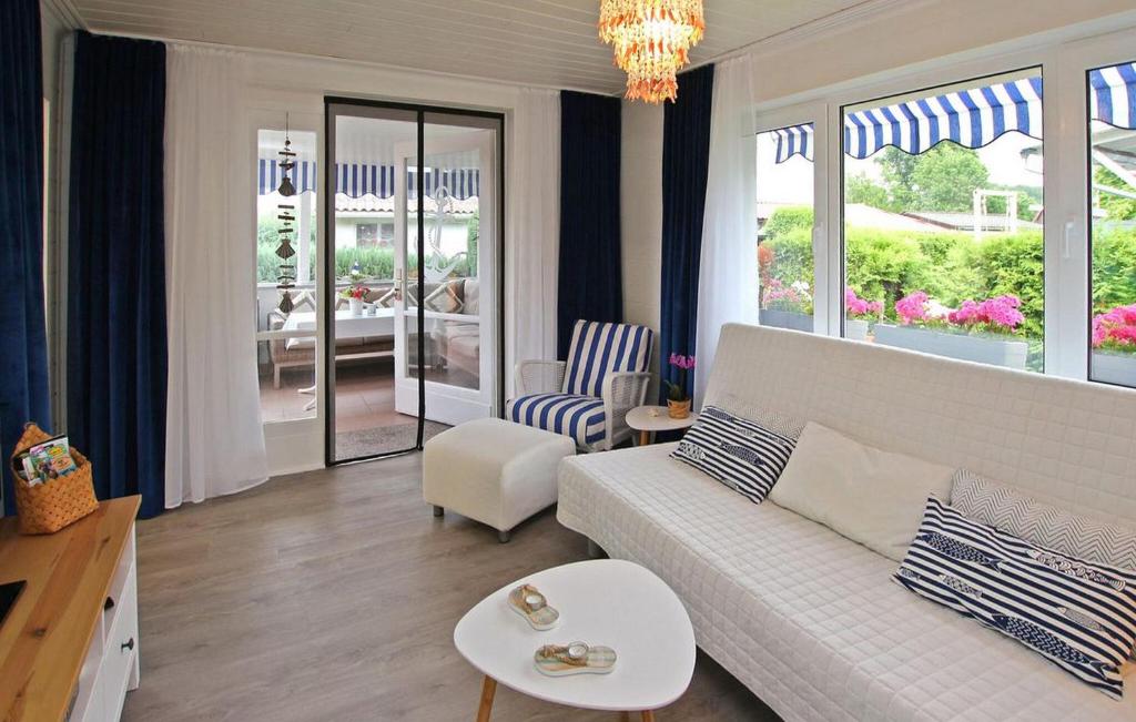 1 Bedroom Stunning Home In Kummerow photo 2