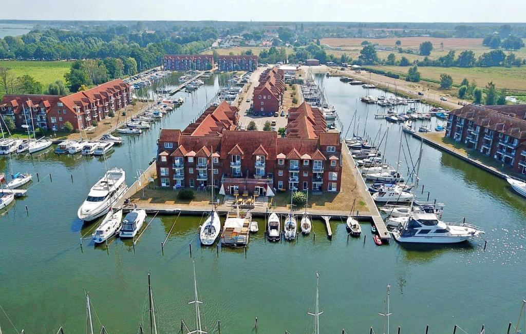 Lovely Apartment In Ueckermnde seebad With Kitchen