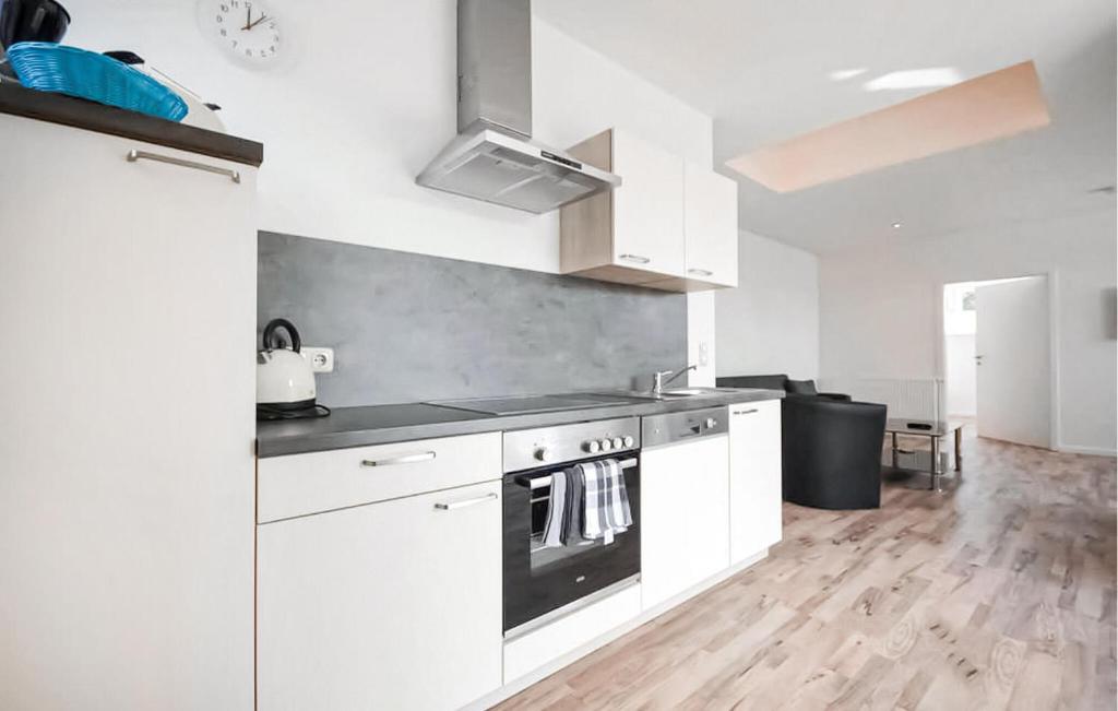 Awesome Apartment In Klink With Wifi photo 4