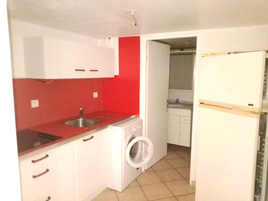 Appartement d'une chambre avec terrasse et wifi a Brives Charensac photo 2
