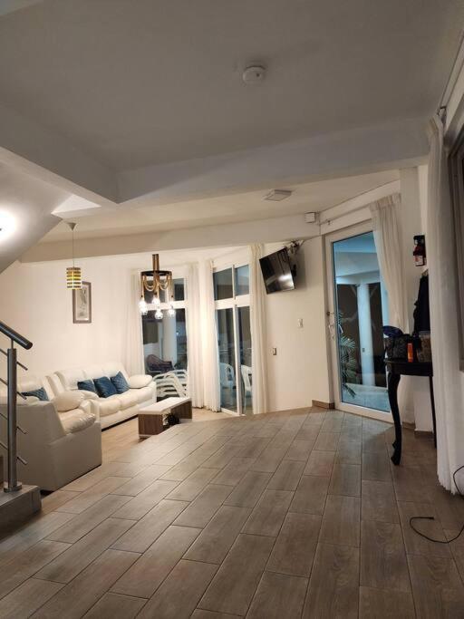 Casa Emanuel Frente al lago photo 3