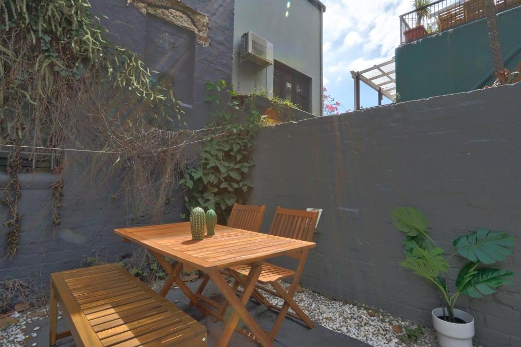 Good for Family 3 Bedroom House Darlinghurst with 2 E-Bikes Included photo 3