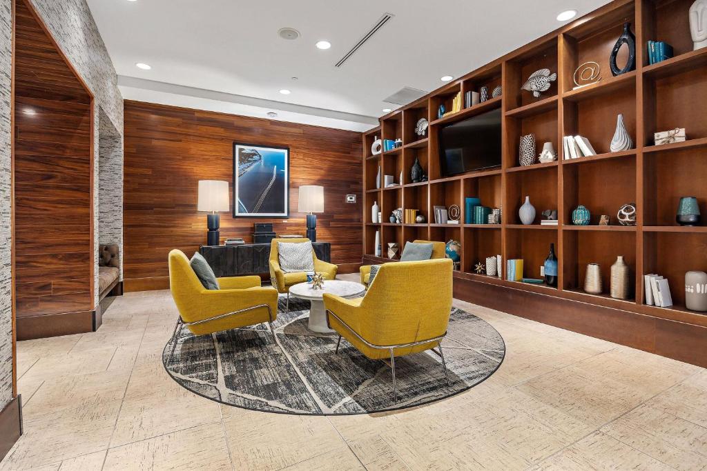 Four Points by Sheraton Jacksonville Baymeadows photo 2
