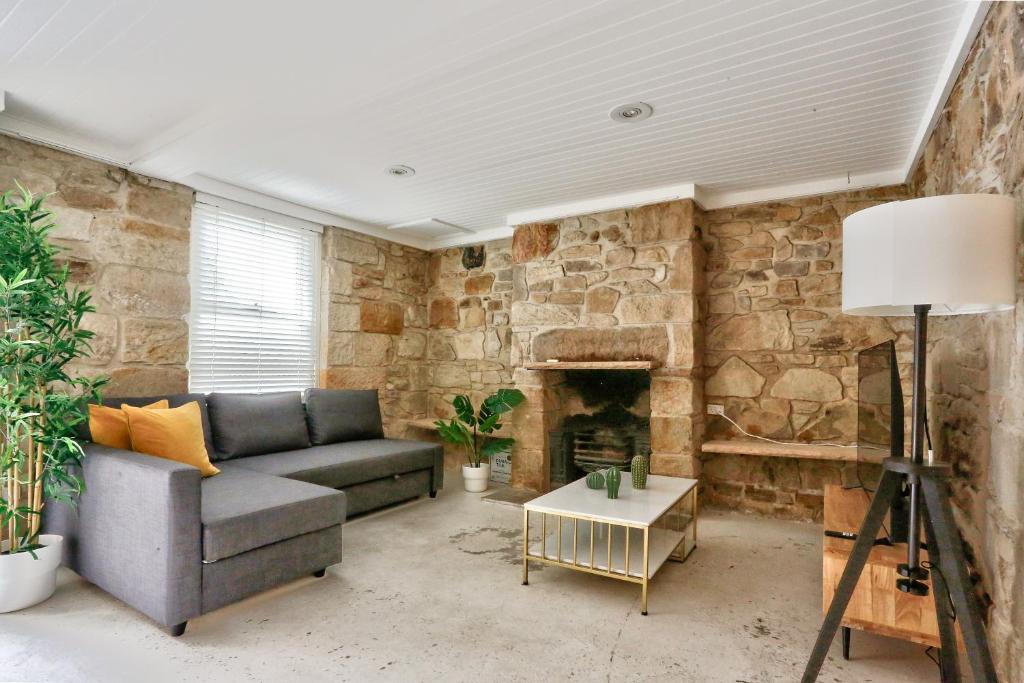 Spacious 3 Bedroom House Darlinghurst City Centre 2 E-Bikes Included photo 1