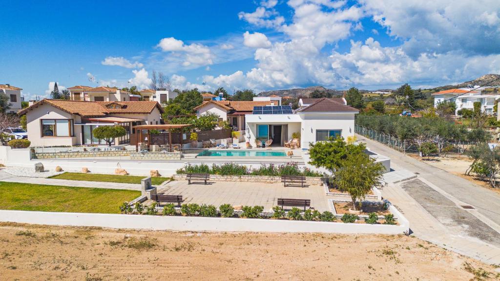 Villa Pacy photo 2