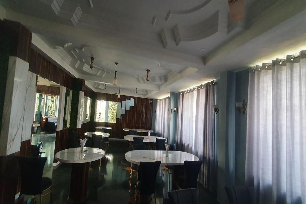 OYO Hotel Rajshree photo 2