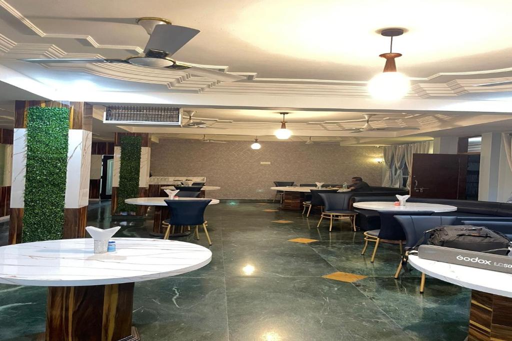 OYO Hotel Rajshree photo 4