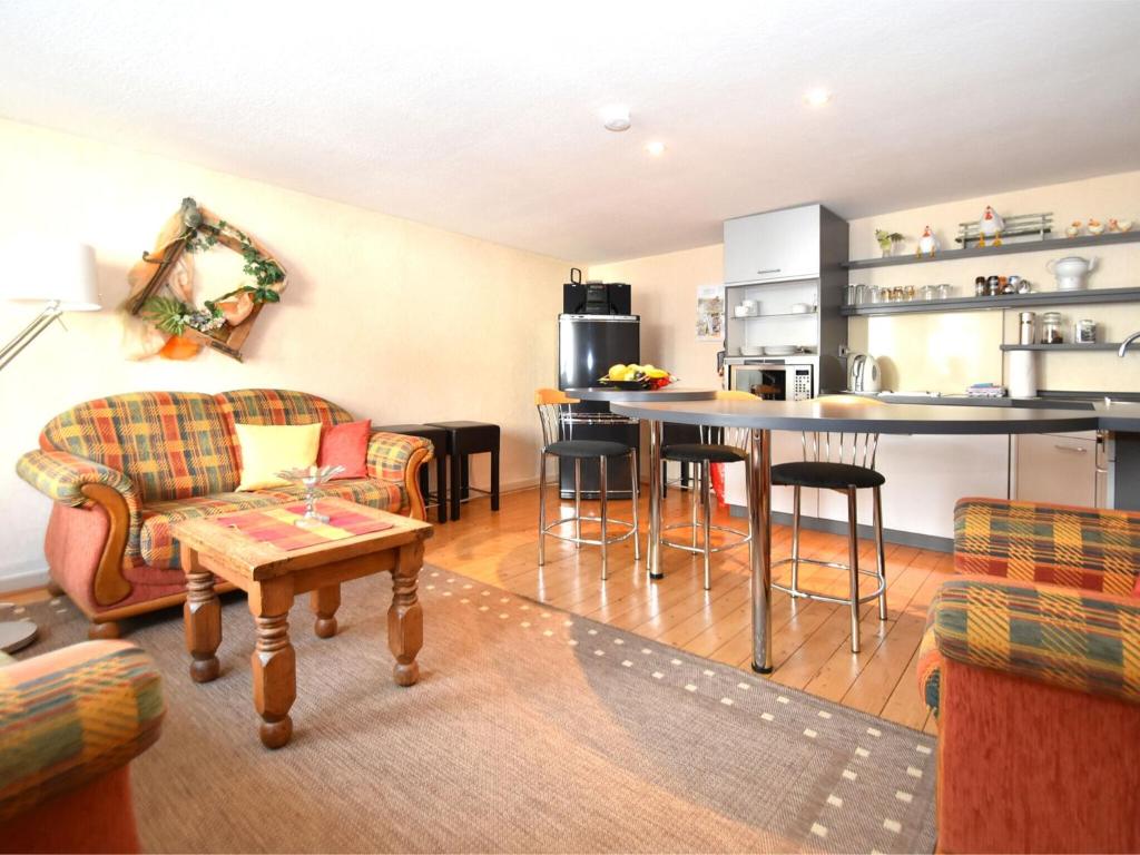 Comfortable holiday home in the Weser Uplands with saunas and solarium photo 3