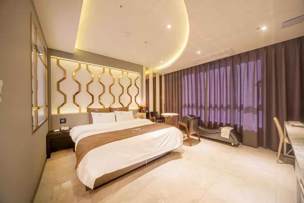 Naju Western Hotel photo 3