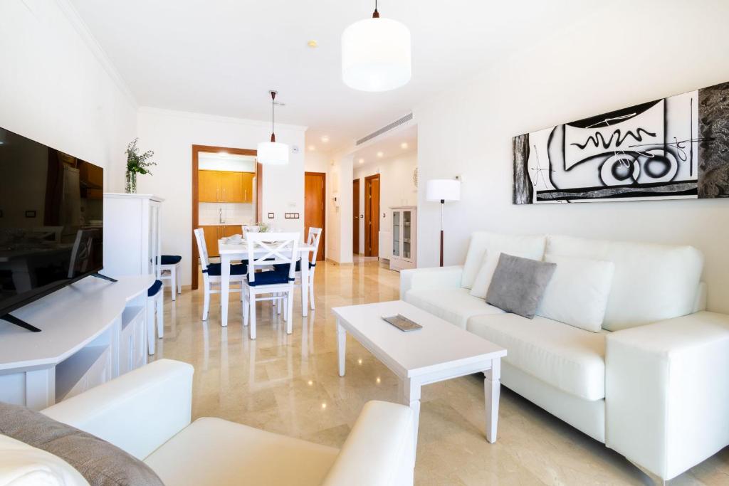 Apartamentos Albir Confort - Avenida 3 dorm. photo 1