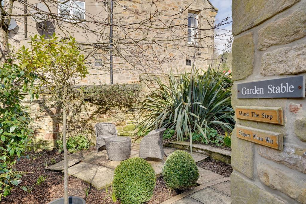 Garden Stable at Hallsteads: Luxury Stone Cottage, with Parking photo 4
