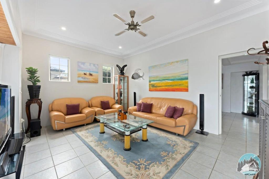 Aircabin - Blakehurst - Spacious - 5 Beds House photo 4