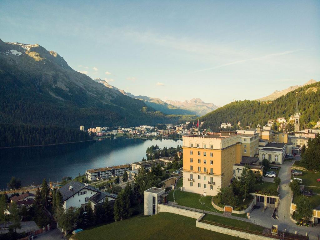 Kulm Hotel St. Moritz photo 2