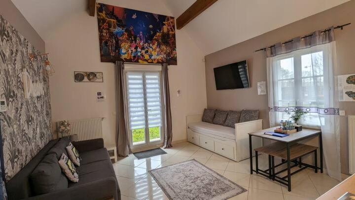 Marvellous Disney Home 7 min from Disneyland photo 2