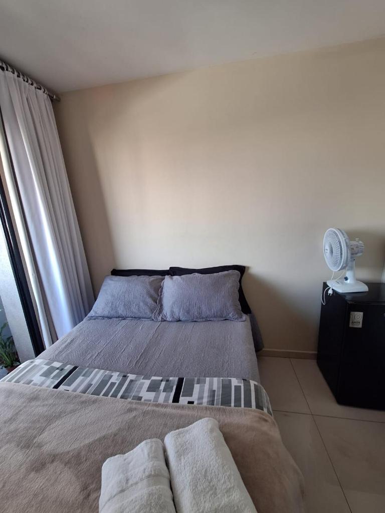 Quarto na região central com alexa integrada e sacada photo 4