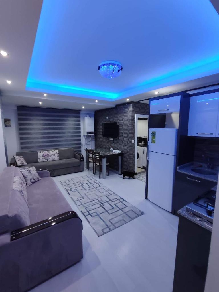 City Center Modern Studio