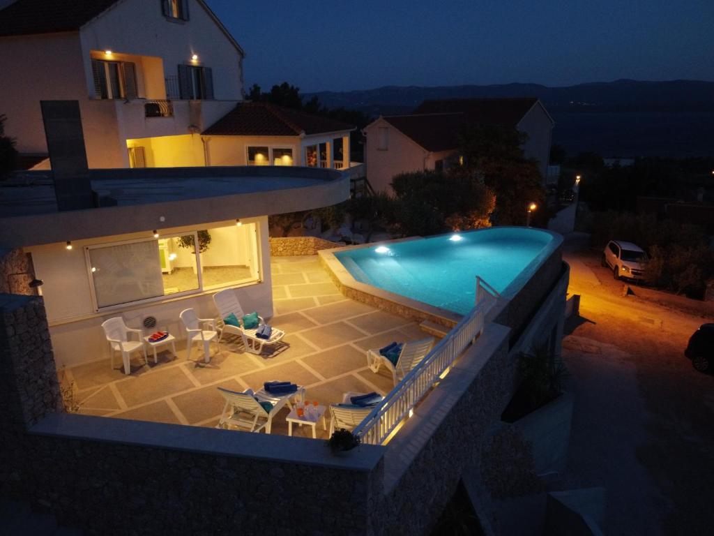 Villa Franka with pool photo 3