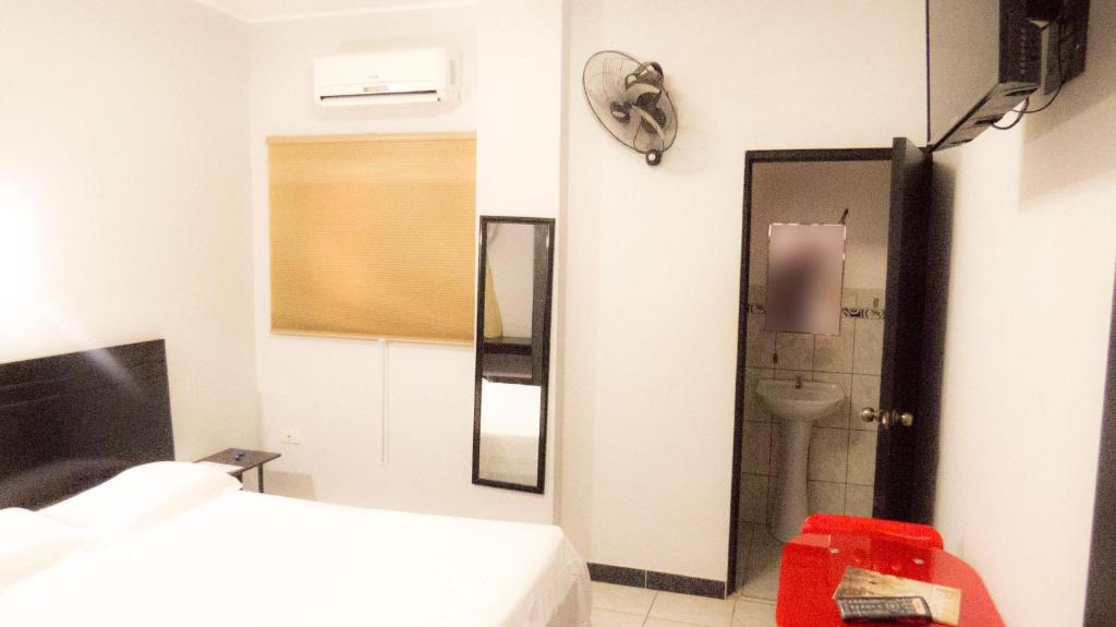 Jer`s Hostal photo 1