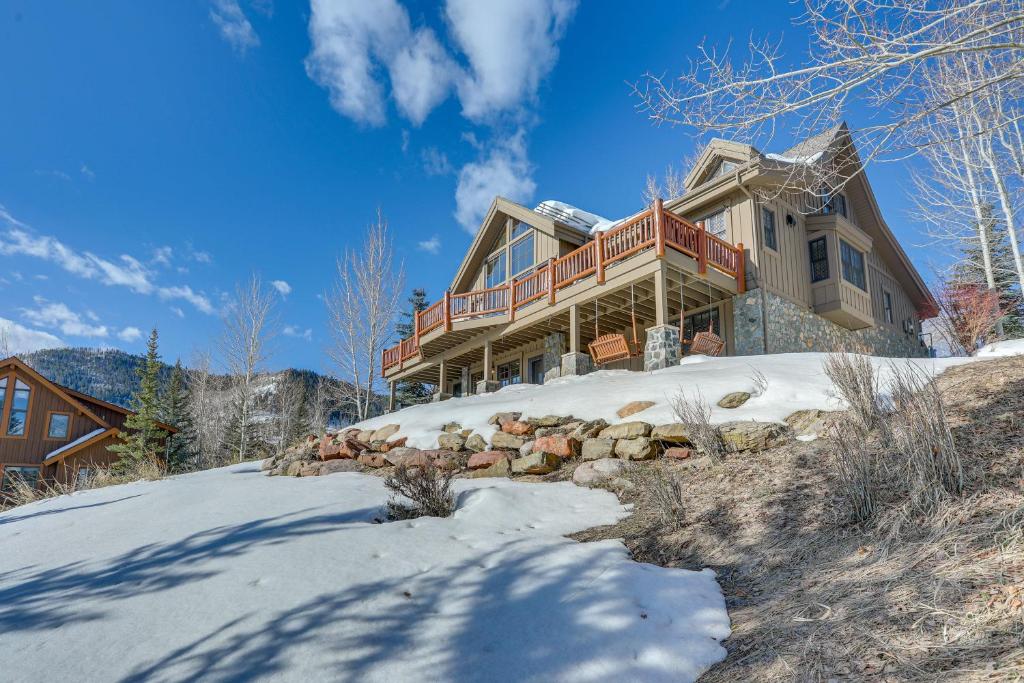 Edwards Home in Cordillera Hot Tub, Mountain View photo 2